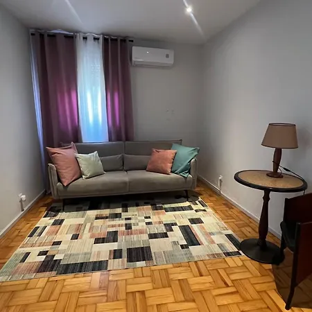 Apartment House T3 *